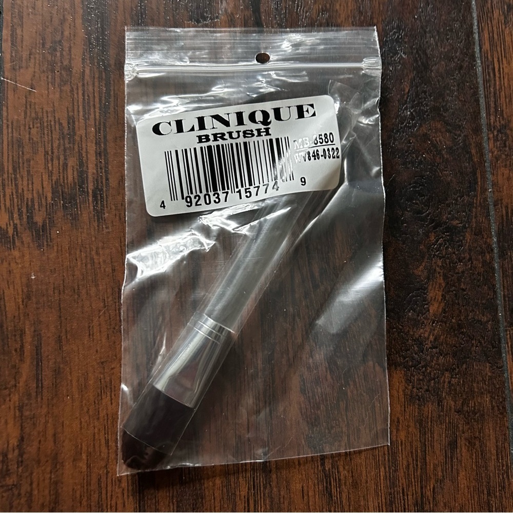 Clinique Foundation Brush